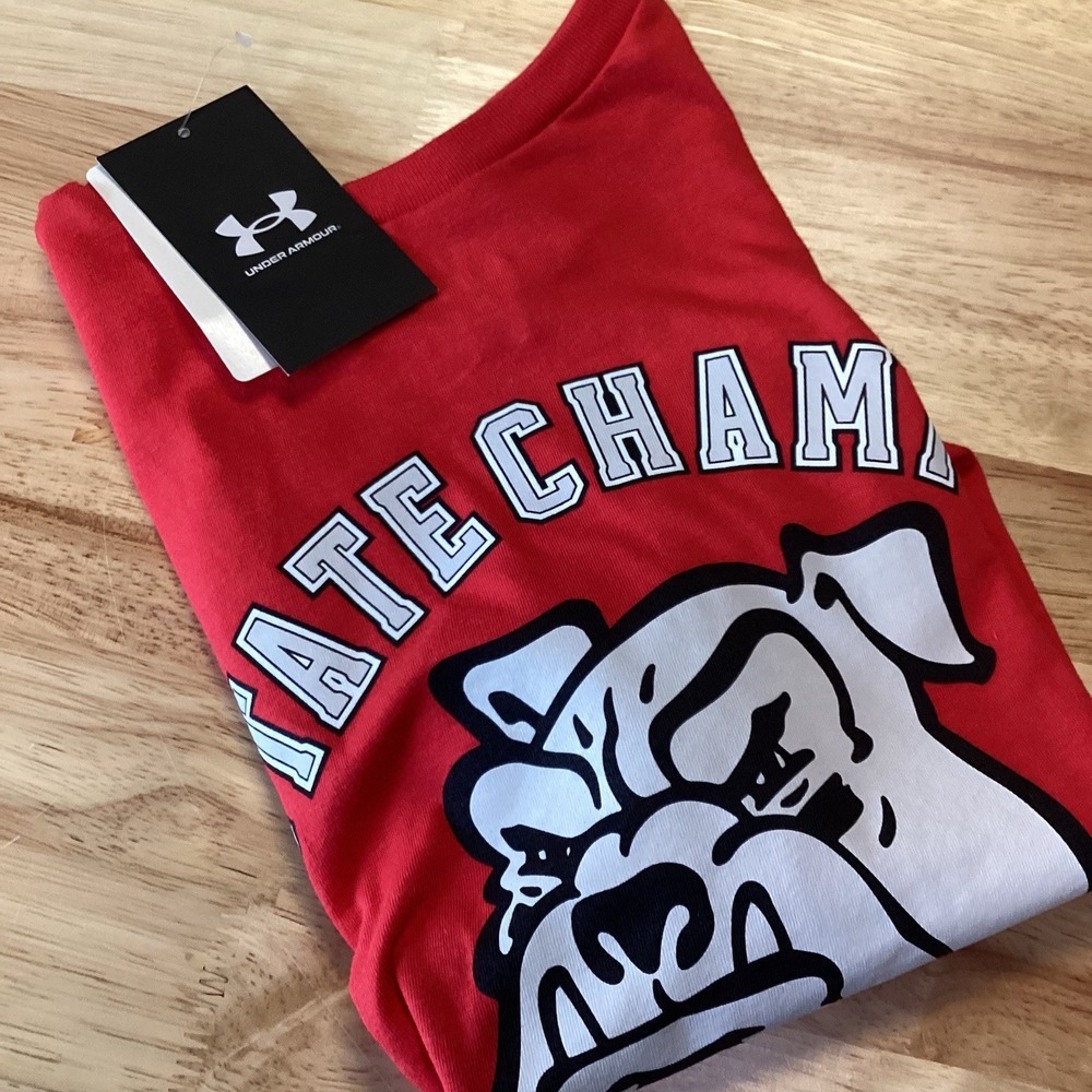 Boys Under Armour "Protect‎ This House" Bulldog Tee NWT Red Medium